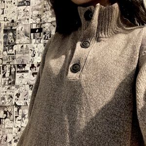 Oversized sweater. Zips and buttons. No flaws